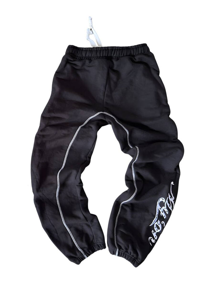 BLACK ‘BLOOM’ SWEATS